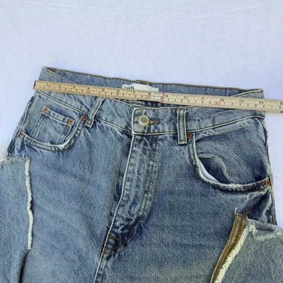 Zara Wide Leg Flare the 90s Full Length Light Medium Blue Women's Jeans Size 6 - Picture 5 of 6